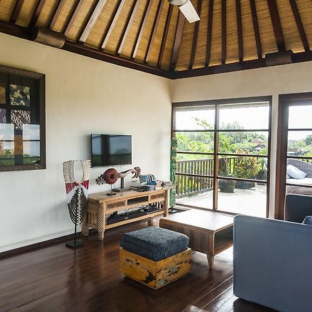 Villa Ayode Selemadeg Buitenkant foto